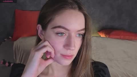 agnes wells online show from December 2025 09:16:02 AM