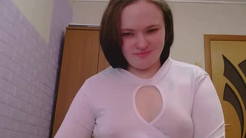 Snapshot of agnettta chatting on April 2026 07:00:02 AM Agnettta online show from April 2026 07:00:02 AM