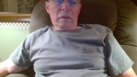 Snapshot of aguynrkfrd chatting on September 2025 09:25:02 AM aguynrkfrd online show from September 2025 09:25:02 AM