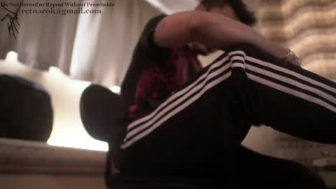 Snapshot of ah_ha chatting on April 2026 08:17:02 PM ah_ha online show from April 2026 08:17:02 PM