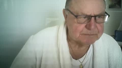 Snapshot of ahmole chatting on December 2024 01:39:01 PM Ole online show from December 2024 01:39:01 PM