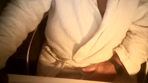 Snapshot of ahmole chatting on December 2024 07:27:02 PM Ole online show from December 2024 07:27:02 PM