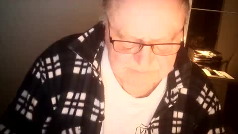 Snapshot of ahmole chatting on March 2025 12:29:01 AM Ole online show from March 2025 12:29:01 AM