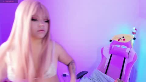 Ahri help me get to 100  online show from October 2025 04:32:02 AM