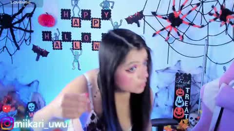 Ahri help me get to 100  online show from October 2025 05:41:02 AM