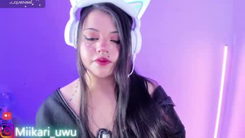 Snapshot of ahri_elderwood chatting on May 2026 04:17:02 AM Ahri help me get to 100 online show from May 2026 04:17:02 AM