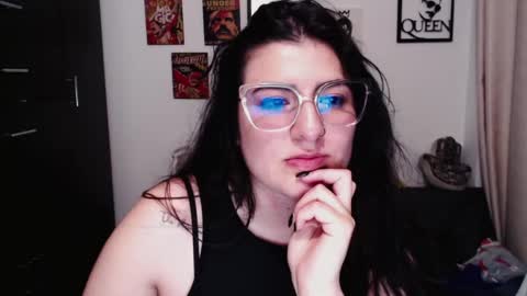 Snapshot of ahrianabluff_ chatting on February 2025 01:10:01 AM Ahriana Bluff online show from February 2025 01:10:01 AM