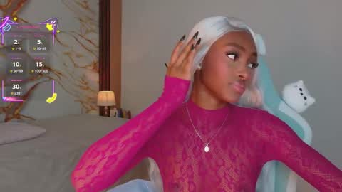 Ahvi Ebony online show from March 2026 01:22:01 PM