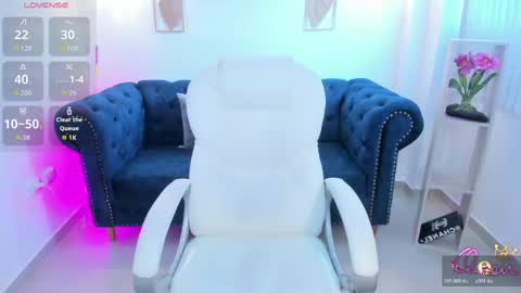 Snapshot of aida_adams chatting on May 2026 12:22:02 PM AIDA ADAMS online show from May 2026 12:22:02 PM
