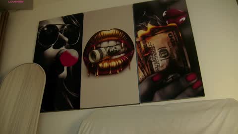 Aida  online show from September 2025 09:33:02 AM