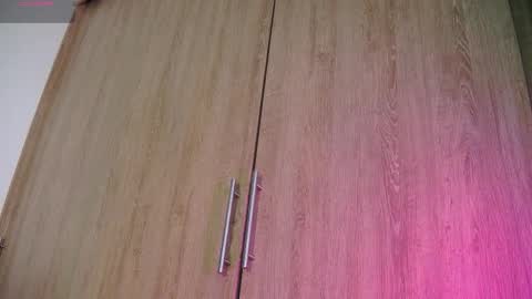 Aida  online show from November 2025 11:21:02 AM