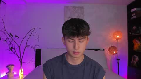 A H  online show from February 2025 01:58:02 AM