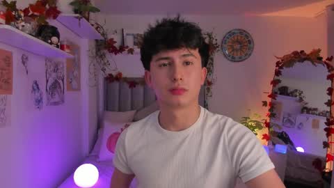 A H  online show from October 2025 02:12:01 AM