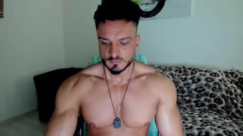 aidandark0 online show from November 2025 09:36:01 AM