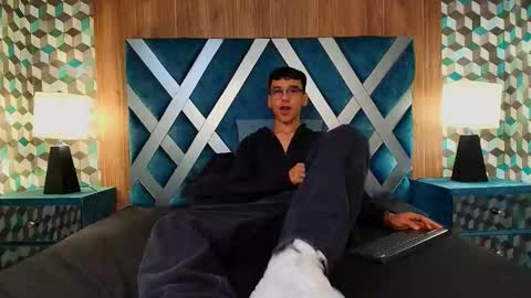 Snapshot of aiden_royce chatting on September 2025 05:18:01 AM aiden_royce online show from September 2025 05:18:01 AM