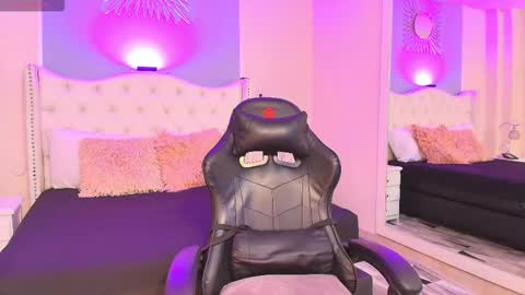 Snapshot of aiden_royce chatting on September 2025 04:47:02 AM aiden_royce online show from September 2025 04:47:02 AM