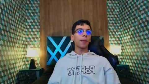 Snapshot of aiden_royce chatting on October 2025 04:32:02 AM aiden_royce online show from October 2025 04:32:02 AM