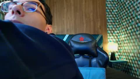 Snapshot of aiden_royce chatting on October 2025 07:18:01 AM aiden_royce online show from October 2025 07:18:01 AM