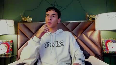 Snapshot of aiden_royce chatting on December 2025 06:22:02 AM aiden_royce online show from December 2025 06:22:02 AM