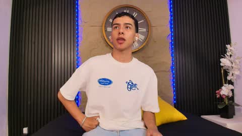 Snapshot of aiden_royce chatting on April 2026 10:18:01 PM aiden_royce online show from April 2026 10:18:01 PM