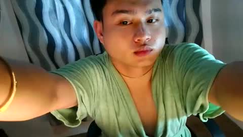 aidenalaric398 online show from April 2026 08:14:01 AM