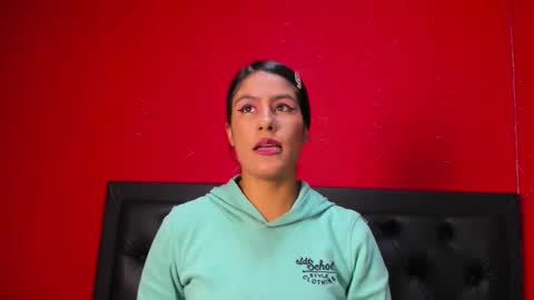 Ailyn online show from March 2026 10:04:02 PM