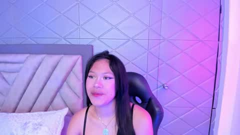 Snapshot of aikolee_ chatting on September 2025 07:13:02 AM AikoLee online show from September 2025 07:13:02 AM