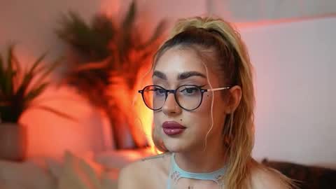  Aileen  online show from February 2026 10:10:02 PM