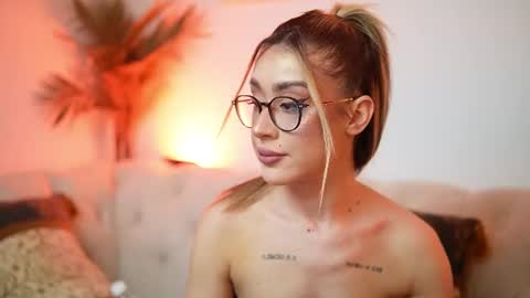 Snapshot of aileenaxa chatting on July 2026 08:12:02 PM Aileen online show from July 2026 08:12:02 PM