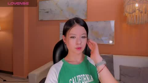  AILEEN VEGA  online show from March 2025 08:25:01 PM