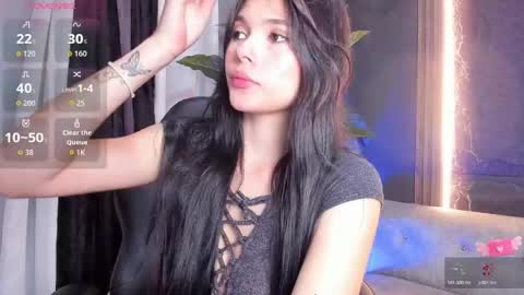 Snapshot of aili_queen chatting on June 2026 12:18:01 PM Catalina online show from June 2026 12:18:01 PM