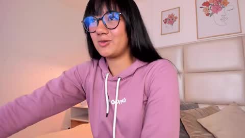 Aily Yozuko online show from March 2025 02:46:02 AM