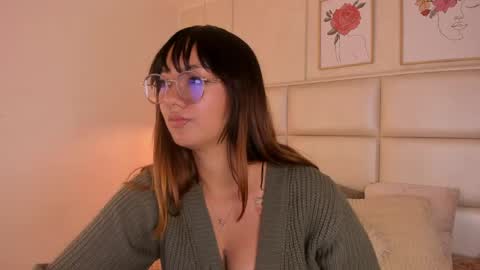 Snapshot of aily_yozuko chatting on April 2026 02:39:02 AM Aily Yozuko online show from April 2026 02:39:02 AM