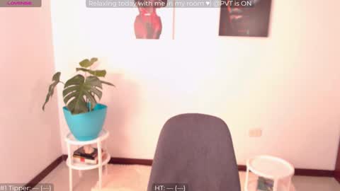 ailyn_ online show from December 2024 03:52:01 PM