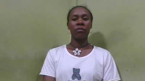 Snapshot of aimee982179 chatting on April 2026 02:33:02 AM aimee982179 online show from April 2026 02:33:02 AM