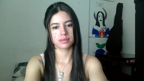 Snapshot of aine_ileana chatting on March 2026 07:42:02 PM J online show from March 2026 07:42:02 PM