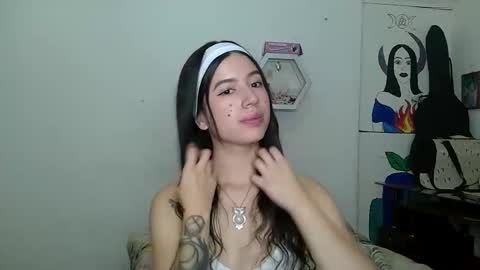 Snapshot of aine_ileana chatting on March 2026 03:04:01 PM J online show from March 2026 03:04:01 PM