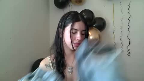 Snapshot of aine_ileana chatting on April 2026 07:20:02 PM J online show from April 2026 07:20:02 PM