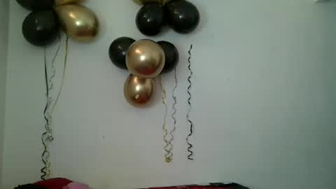 Snapshot of aine_ileana chatting on April 2026 06:48:02 PM J online show from April 2026 06:48:02 PM