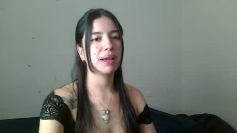 Snapshot of aine_ileana chatting on April 2026 06:53:02 PM J online show from April 2026 06:53:02 PM