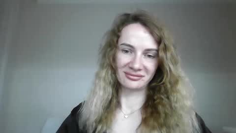 Snapshot of ainyrvixxen chatting on May 2026 08:49:02 PM AinyrVixxen online show from May 2026 08:49:02 PM