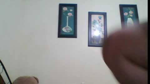 Snapshot of airen122 chatting on April 2026 07:31:02 PM fattyassairen online show from April 2026 07:31:02 PM