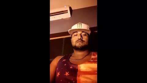 Snapshot of airoon91 chatting on October 2025 09:43:02 AM airoon91 online show from October 2025 09:43:02 AM