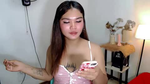 Snapshot of airy_lust chatting on January 2026 06:43:02 PM airy_lust online show from January 2026 06:43:02 PM