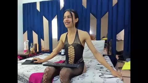 Aisha online show from October 2025 03:38:01 AM