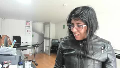 Snapshot of aisha_latina chatting on May 2026 02:33:01 PM Katie online show from May 2026 02:33:01 PM