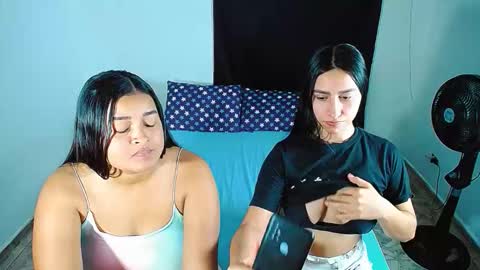 aisha_stacey0410 online show from September 2025 04:06:01 PM