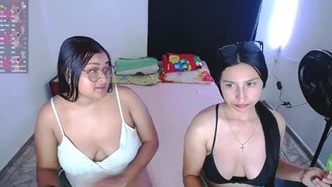 aisha_stacey0410 online show from December 2025 07:59:01 AM