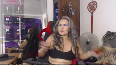 Aisha online show from January 2025 08:40:01 PM