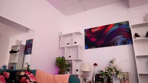 Aisha online show from November 2025 10:31:01 AM